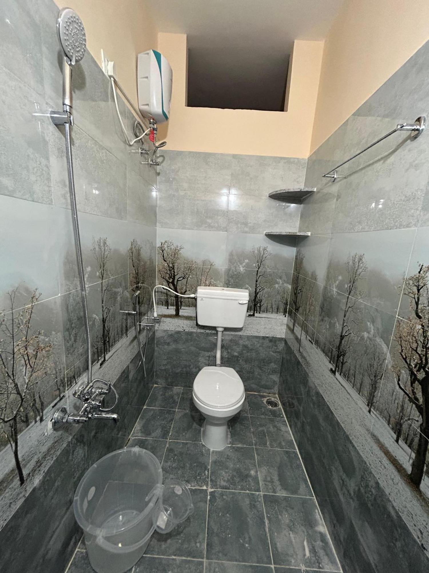 Y Stay Homestay Tirupati Esterno foto